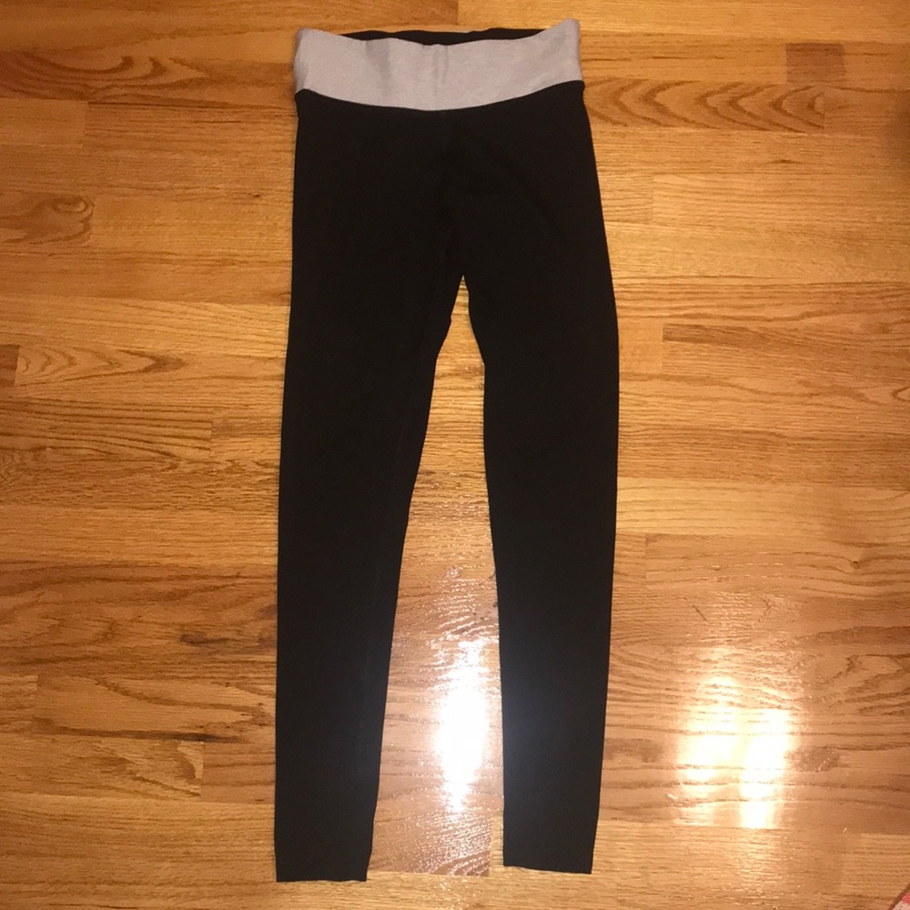 Black Leggings from the brand Pink